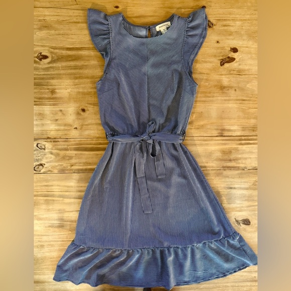 Dresses & Skirts - Blue and White Ruffled Tie Front Mini Sundress